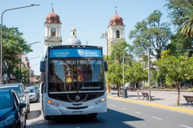 El Bus Turístico tendrá una edición especial por Semana Santa con recorridos religiosos e históricos