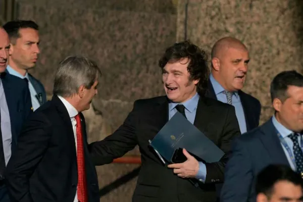 Bancos y consultoras advierten sobre el impacto del nuevo esquema cambiario en los precios