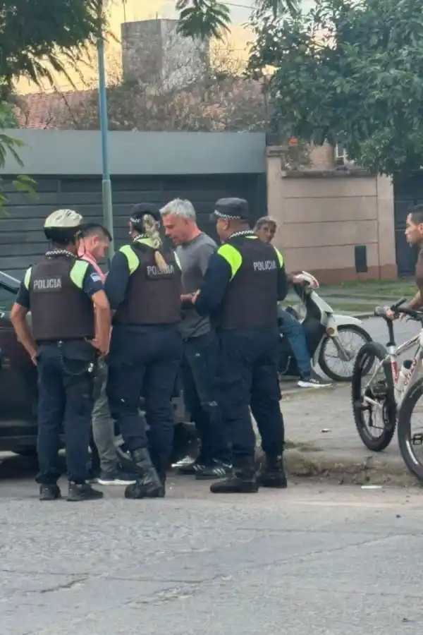 Sólo con consecuencias materiales, Pusineri tuvo un accidente automovilístico