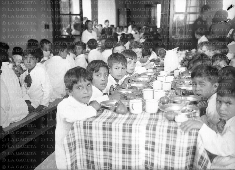 Recuerdos fotográficos: los primeros comedores