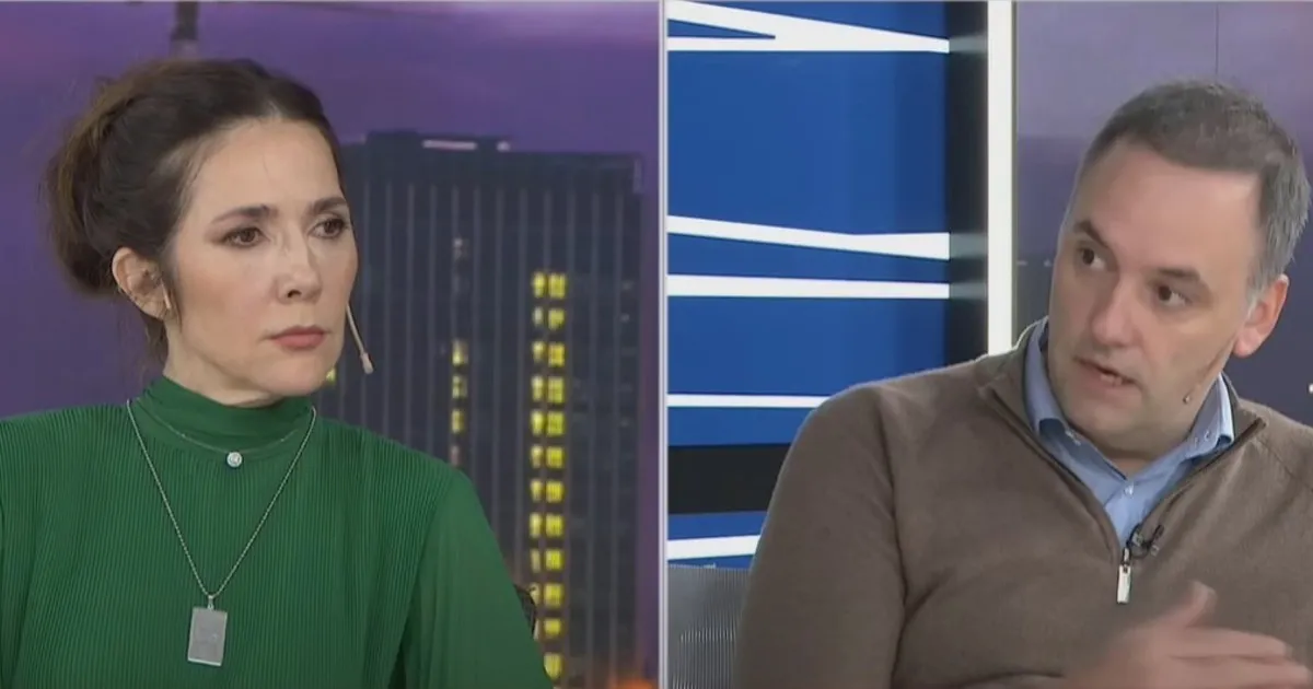 Cristina Pérez y Manuel Adorni