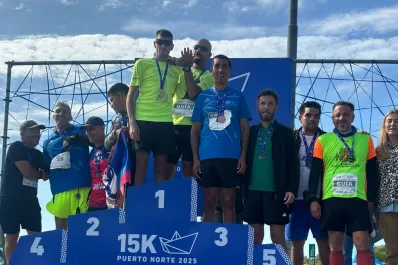 Es tucumano, no vidente, corrió una carrera con un guía al que no conocía y consiguió subirse al podio