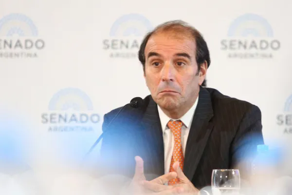 El Gobierno oficializó la renuncia de García-Mansilla a la Corte Suprema