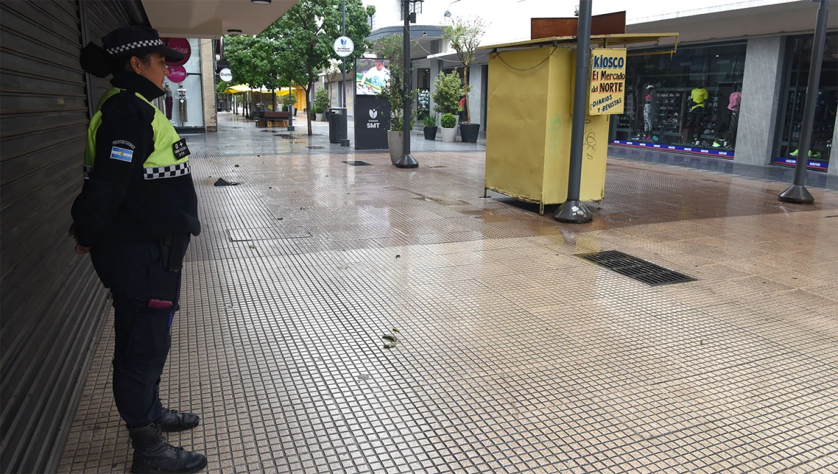 VUELVEN LAS LLUVIAS. El pronóstico sostiene que el frente lluvioso podría ingresar esta tarde y quedarse hasta el mediodía del domingo. 