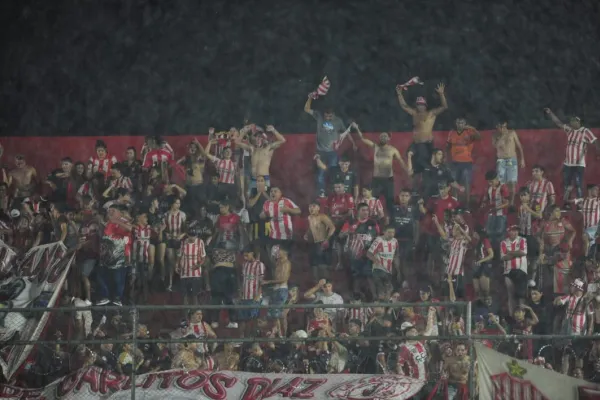 La lluvia no da tregua: así está el campo de juego de La Ciudadela, a pocas horas del duelo entre San Martín y All Boys