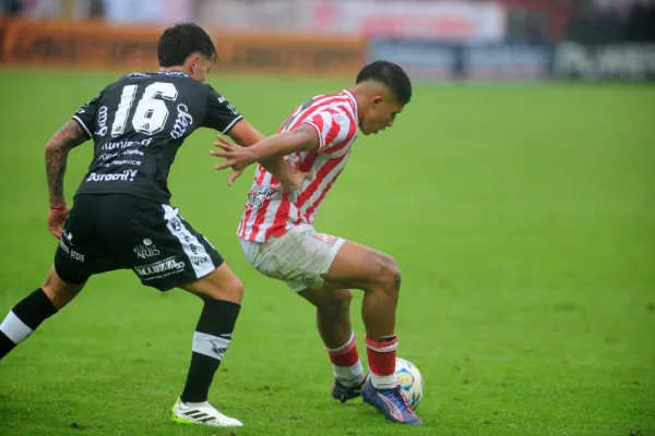 Ni con uno más: San Martín de Tucumán empató con All Boys en una tarde gris y accidentada
