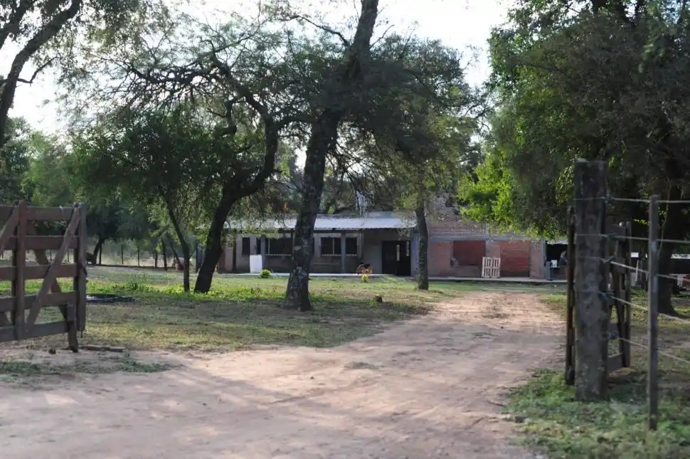 BIEN INSTALADAS. Una casa construida en medio de la reserva.
