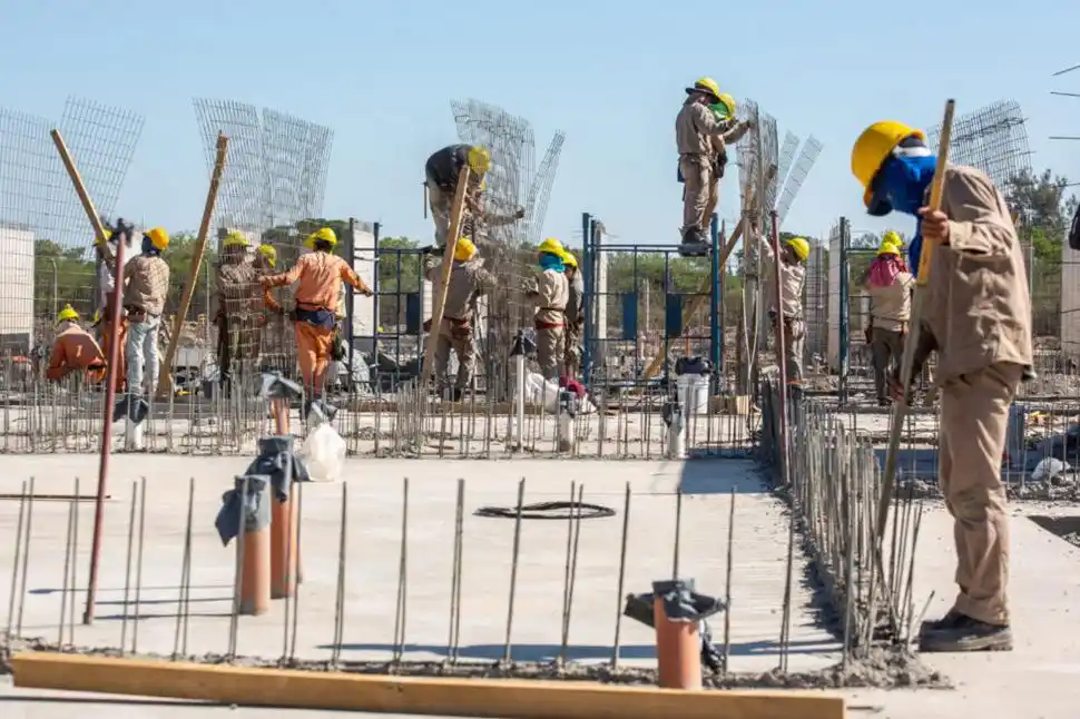 El sector privado de la construcción muestra signos de recuperación con una suba del 8,23% en marzo