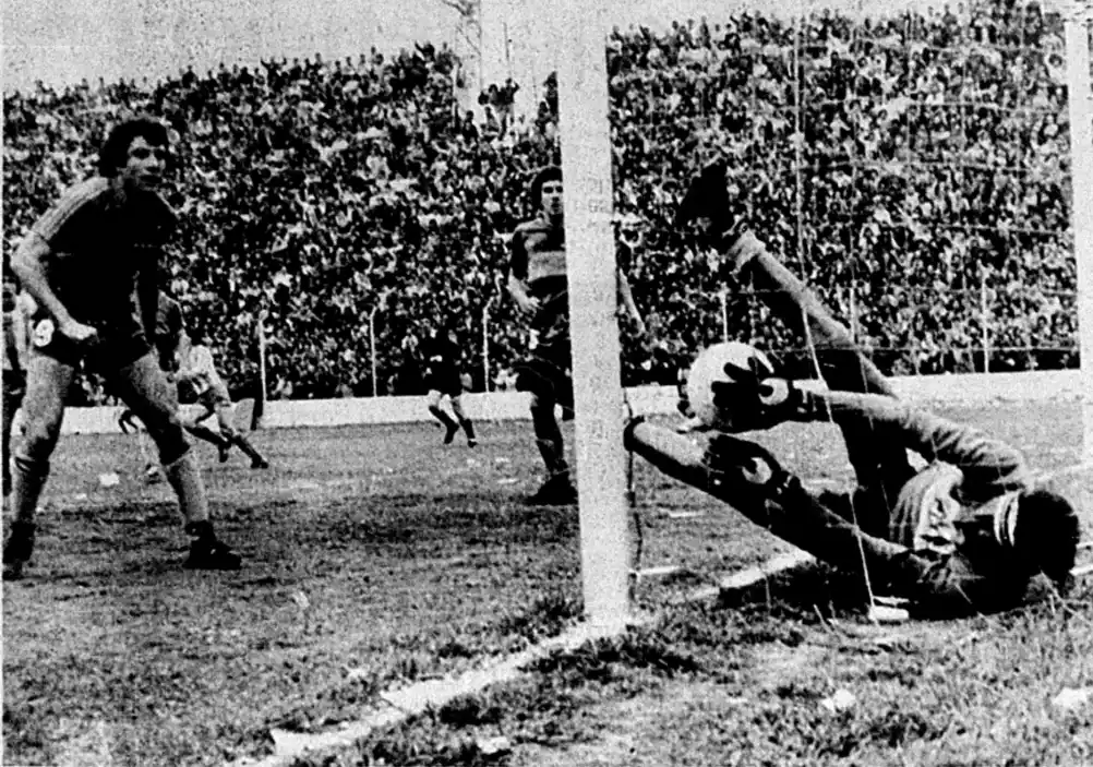 El día que el “Loco” Gatti pidió “poner una bomba y destruir” el Monumental José Fierro