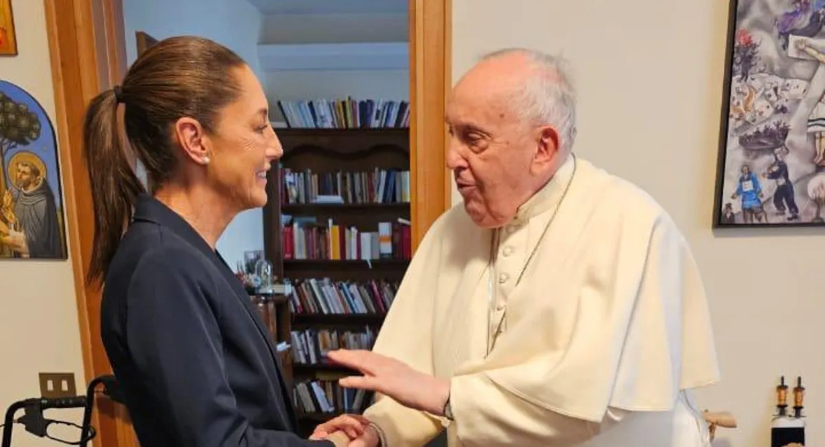 La presidenta de Mexico despidió a Francisco: Deja un gran legado de verdadero amor al prójimo