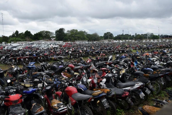 Motos secuestradas que nunca se retiran: problemas que todavía no pueden solucionarse