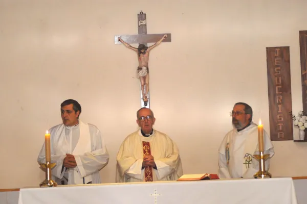 El legado de Francisco, en palabras del obispo emérito de Concepción: Transformó la imagen de la Iglesia