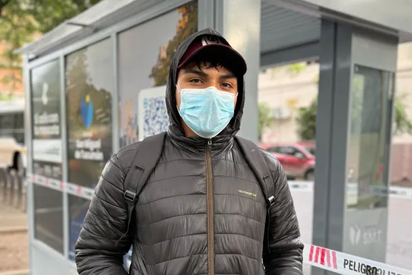 “La pifié”: el grafitero tucumano habló tras la polémica por intervenir una parada de colectivo