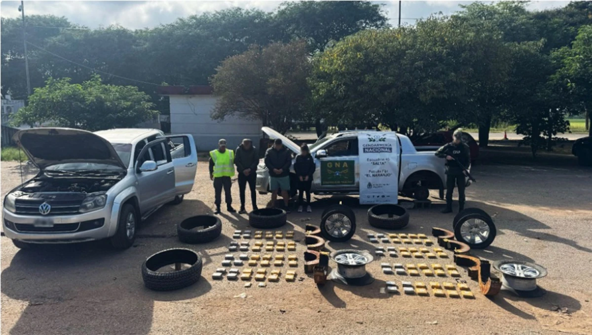 EL NARANJO. Una pareja y un acompañante fueron detenidos durante un control el viernes por la mañana.