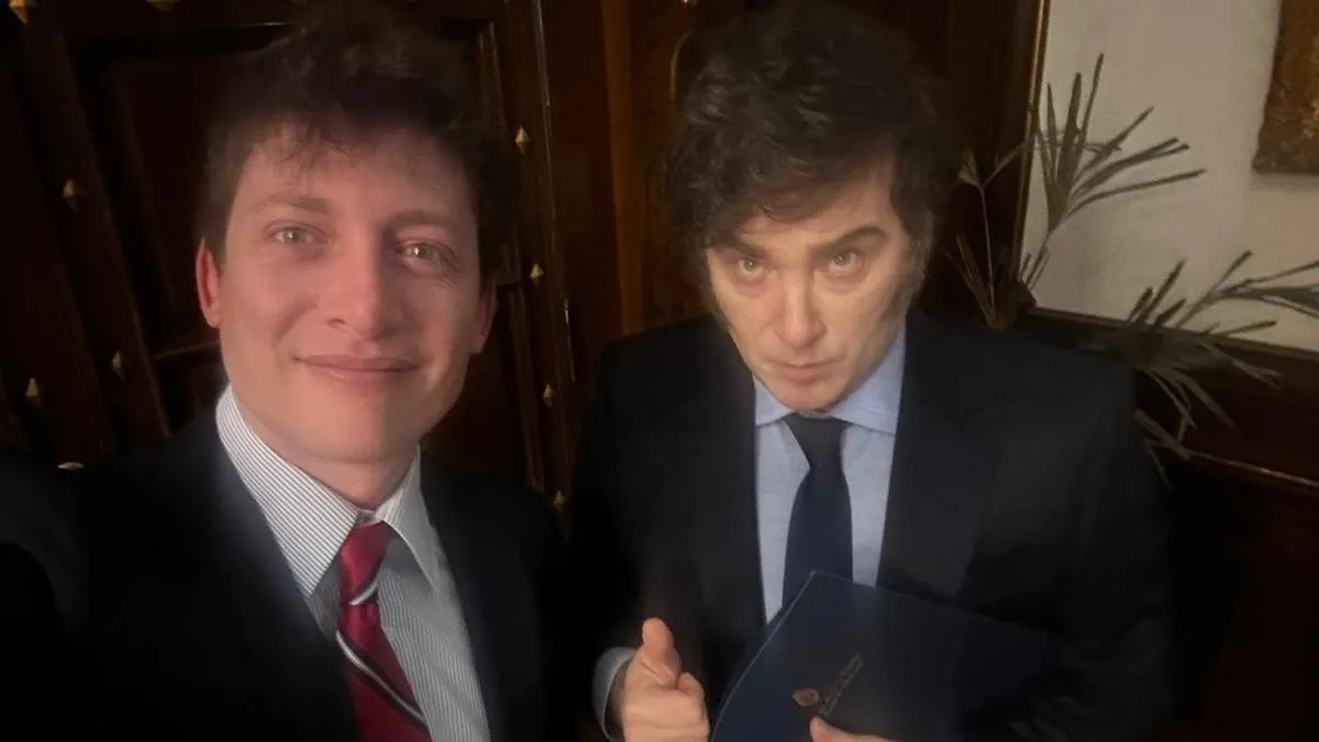 Milei afirmó que Santiago Caputo tiene más poder que Guillermo Francos en la Casa Rosada.