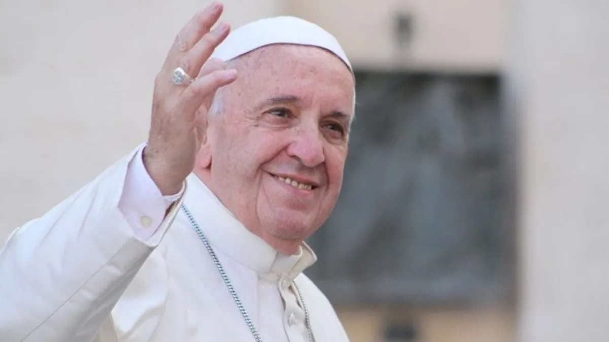 ADIÓS A FRANCISCO. Millones de personas se acercaron al Vaticano para despedir al Papa.