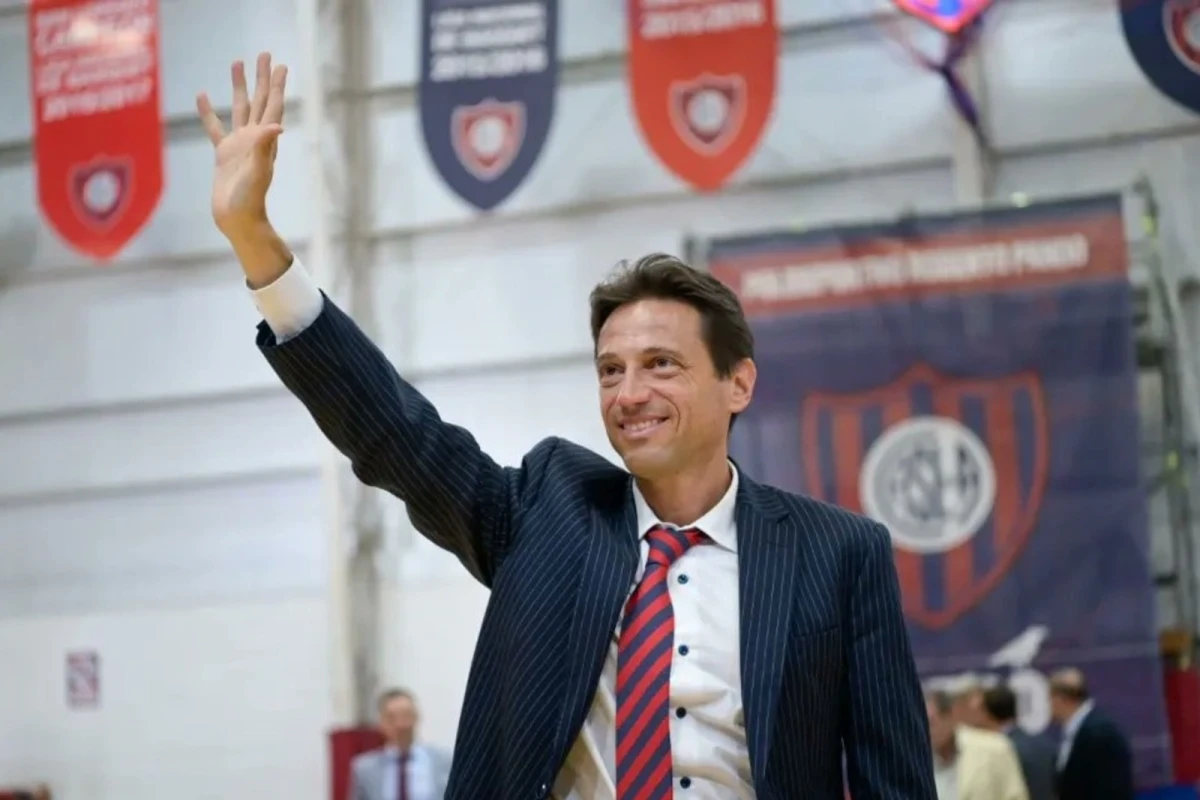 Más problemas para San Lorenzo: la FIFA lo inhibió por tiempo indeterminado