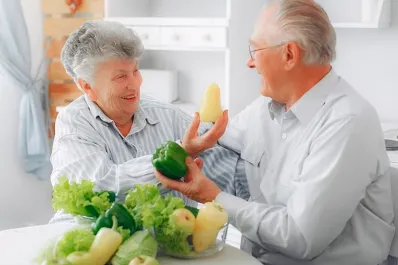 Los cinco alimentos que te hacen perder la memoria, según la Universidad de Harvard