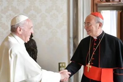 Habemus Papam: Dominique Mamberti, la voz que revelará al sucesor de Francisco