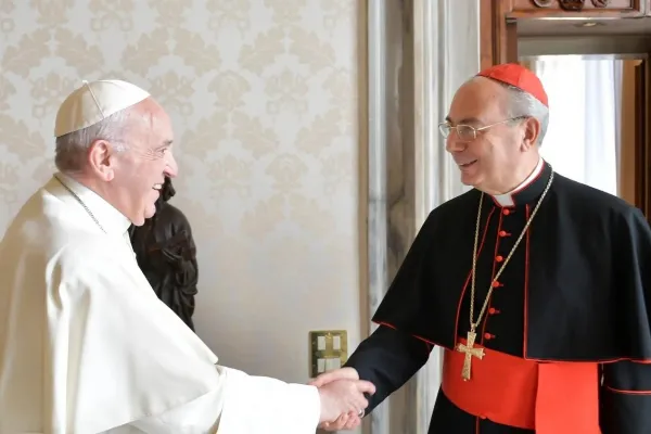 Habemus Papam: Dominique Mamberti, la voz que revelará al sucesor de Francisco