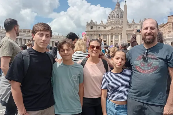 Funeral del papa Francisco: No somos creyentes, pero esto es demasiado fuerte