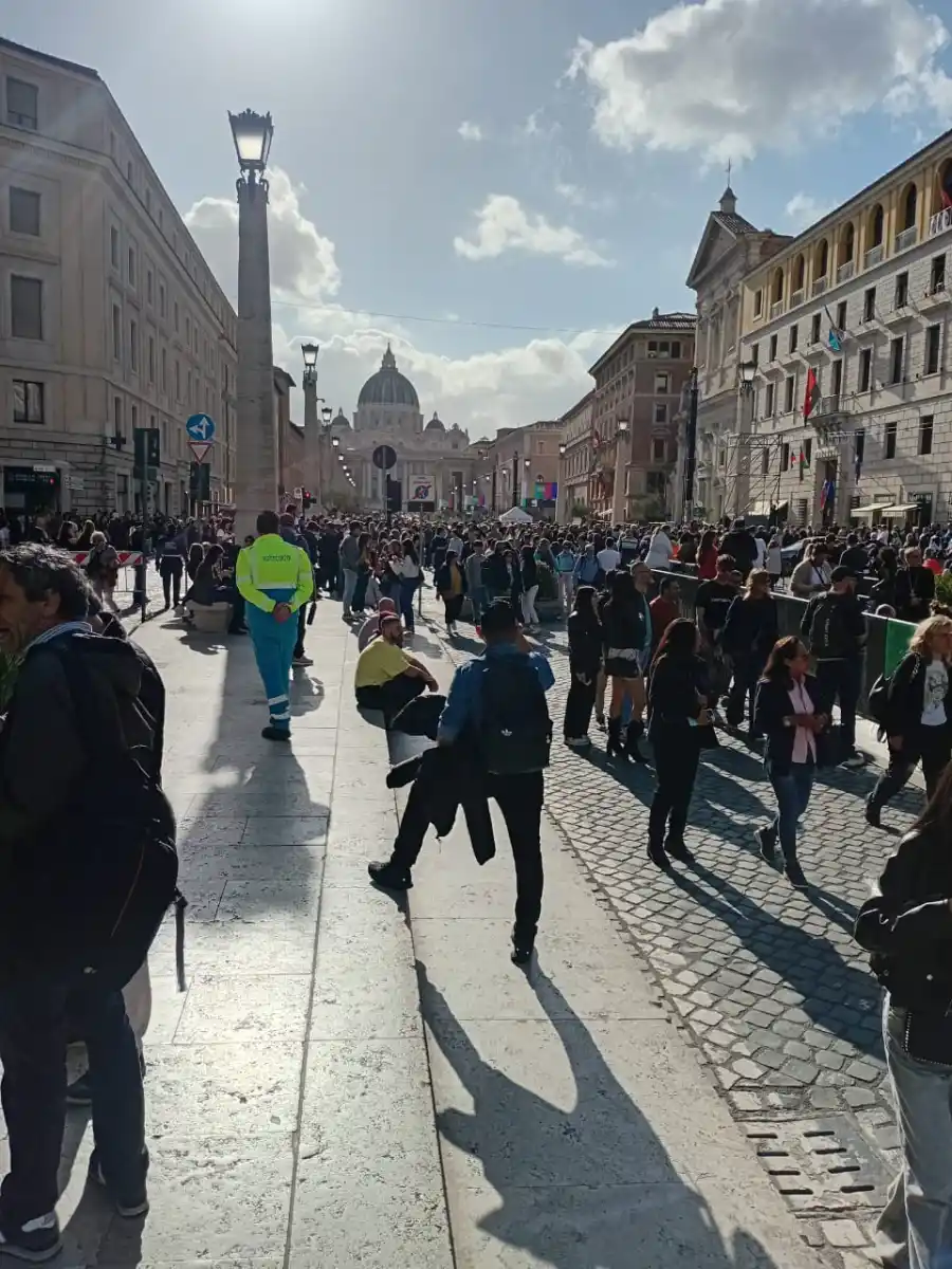 Cerraron el acceso al velorio del papa Francisco por cuestiones de seguridad