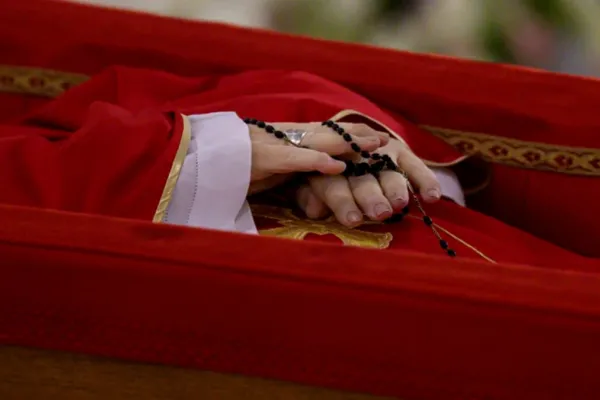 Francisco, el Papa que reformó hasta su despedida: el punto de vista de una especialista en Ceremonias