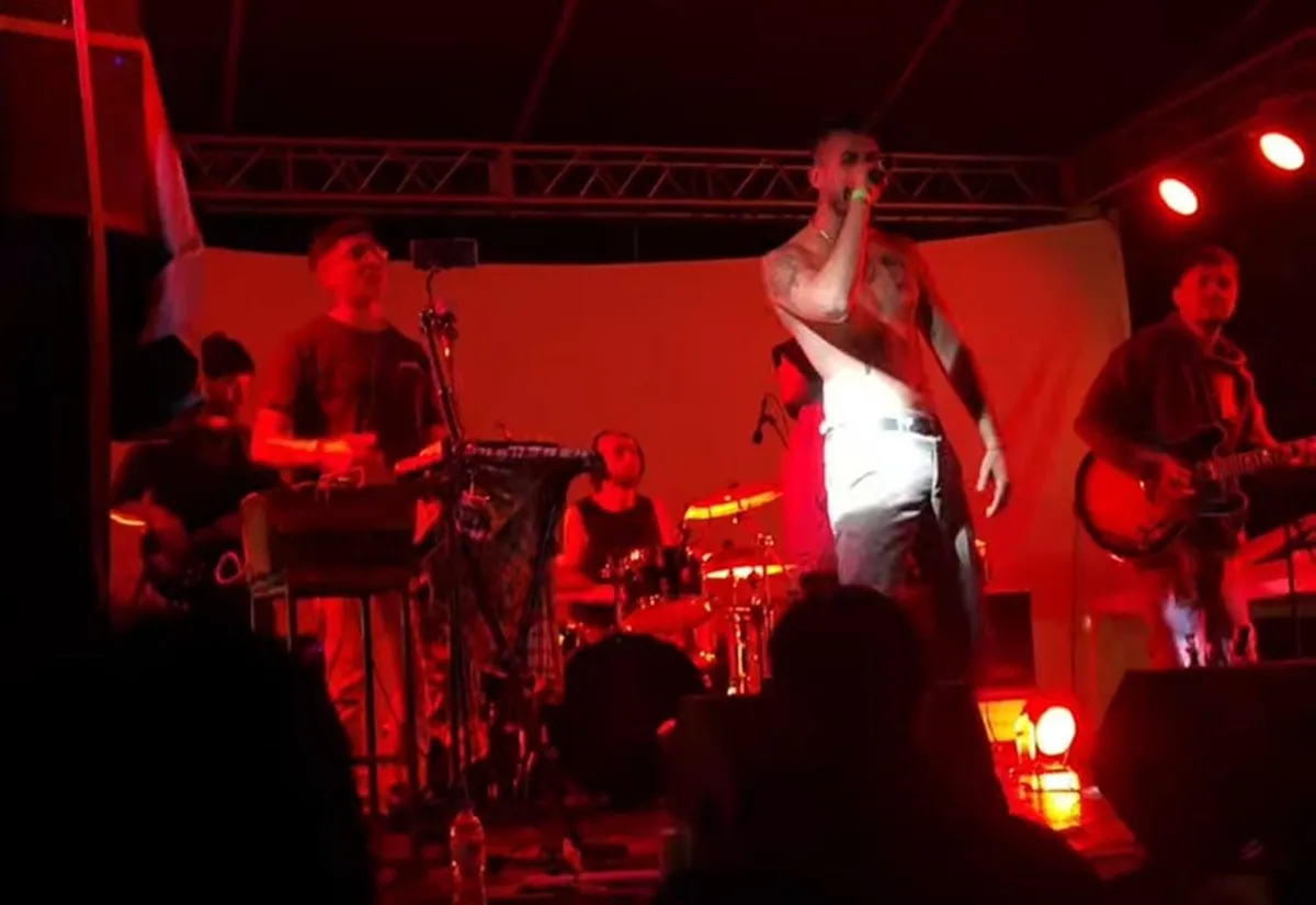 CERCA DEL CIERRE. Ril Fella & Masta Clark repartieron hip hop tucumano para llevar. / GENTILEZA LA CUPULA PRODUCCIONES.