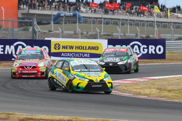 Los pilotos tucumanos tendrán una final difícil en el Turismo Nacional