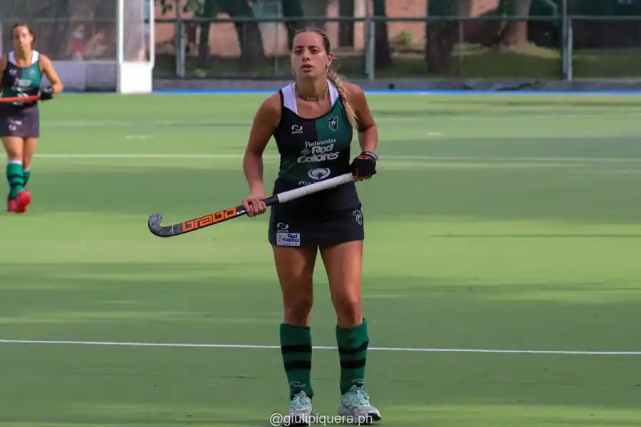 SU OTRA PASIÓN. Gutiérrez juega en la Primera de Tucumán Rugby y es la capitana del equipo.