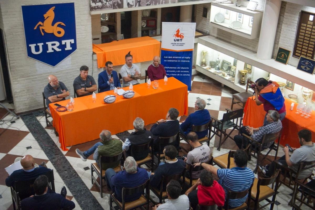 CONSEJO COMPLETO. Las autoridades de la URT realizaron el lanzamiento del Centro en la sede de la entidad