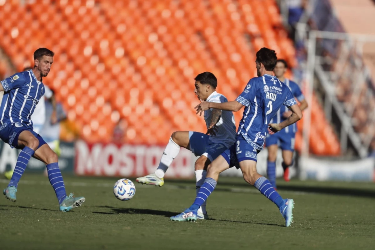 DIFÍCIL SITUACIÓN. En Mendoza, Atlético Tucumán recibió un nuevo cachetazo y está en zona de descenso a la Primera Nacional.