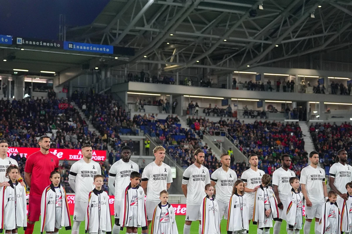 Los motivos por los que un equipo italiano jugó con una camiseta sin su escudo ni sus colores