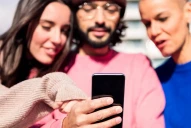 ¿Cada cuánto tiempo hay que cambiar el teléfono?