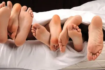 Aunque un 37% desea vivir una experiencia swinger, apenas un 6% la ha concretado