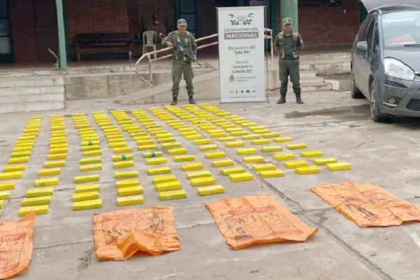 Salta: Creó doble fondos en su vehículo para ocultar más de 194 kilos de cocaína