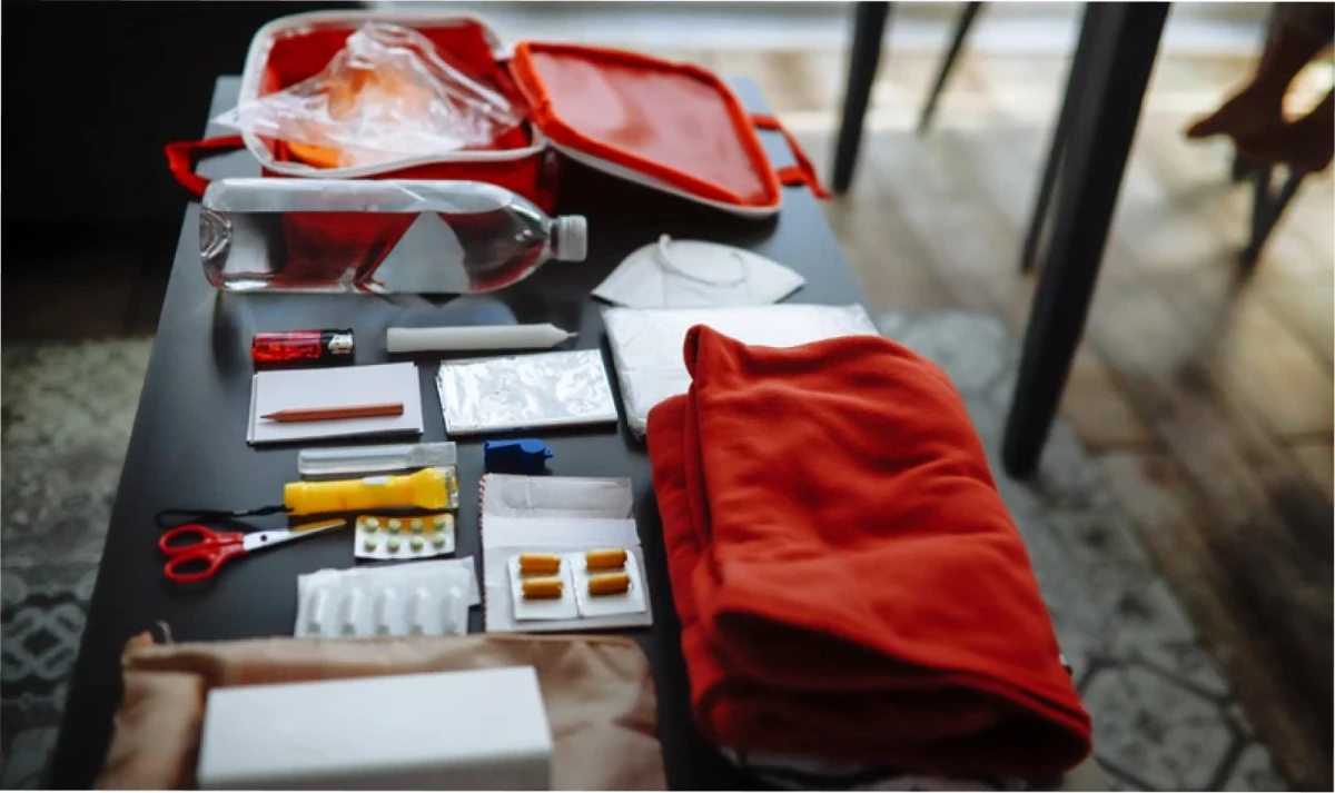 El kit con el que deberían contar los ciudadanos ante una crisis.