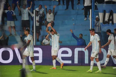 Díaz, Bajamich y Laméndola: un tridente que ilusiona a Atlético Tucumán