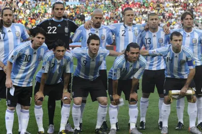 Un ex jugador de la Selección Argentina sorprendió al tocar la guitarra en las calles de Inglaterra