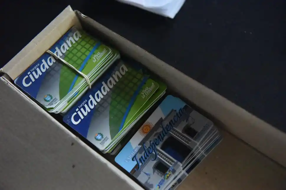 NO VA MÁS. La tarjeta Ciudadana dejará de estar operativa para pagar el boleto de ómnibus desde el jueves.