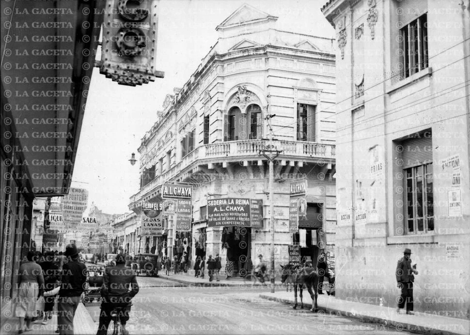 Recuerdos fotográficos: la esquina de la tienda y de la escuela