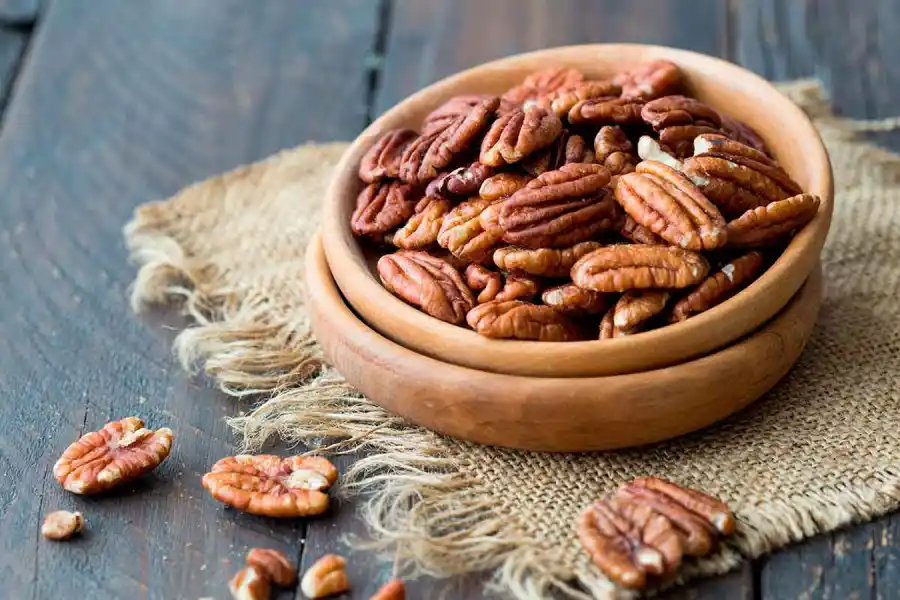Las nueces pecanas tienen propiedades nutritivas.
