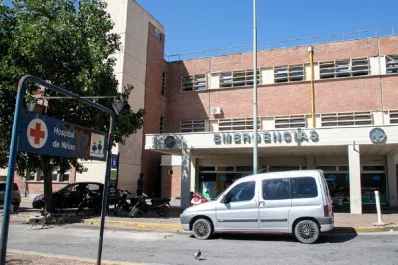 Córdoba: una nena de 2 años cayó a una pileta y está grave