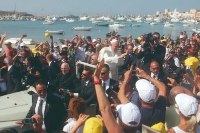 Las decisiones de Francisco tuvieron una fuerte carga semiótica