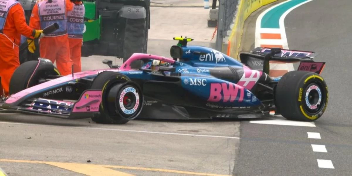 Gran largada y posterior choque entre Doohan y Lawson