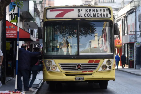 Paro de colectivos del 6 de mayo: el Gobierno Nacional pide postergar la medida