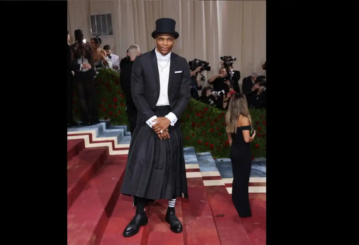 Los hombres que hicieron historia en la alfombra roja de la Met Gala