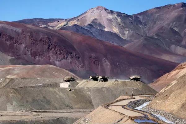 Encuentran uno de los mayores depósitos  de cobre, oro y plata del mundo entre Argentina y Chile