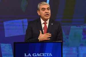 Qué gana Germán Alfaro con las versiones que lo ubican en distintos cargos