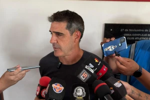 Me voy con mucha tranquilidad por la entrega del equipo, dijo Martos tras la derrota contra Atlanta